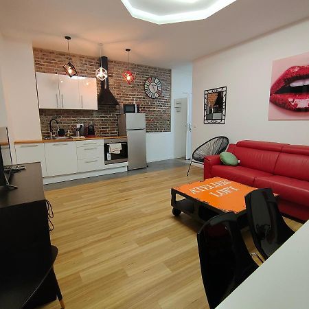 Les Lofts De Provins: Apt 4 Exterior foto